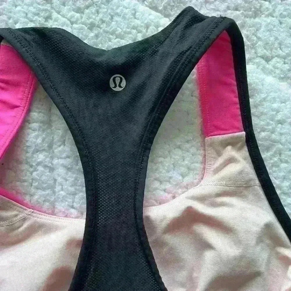 Lululemon Cardio Kick Tank size 6 - Picture 4 of 6